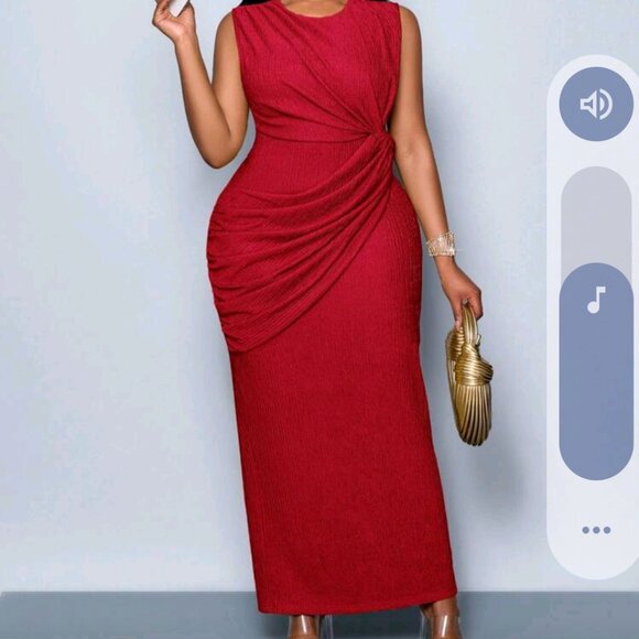 Christmas Plus Size Dress- ruched, twist, fitted - Picture 3 of 6